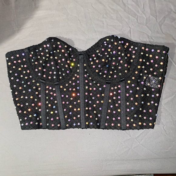 Honeybum Tops - Rhinestone top